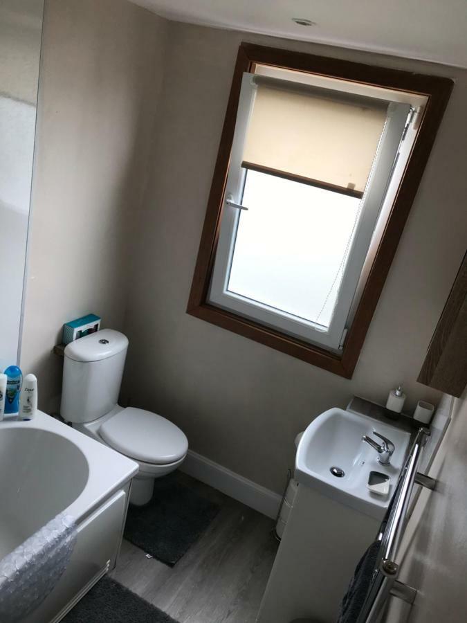 “A Wee Pad In Dunfermline” Διαμέρισμα Εξωτερικό φωτογραφία