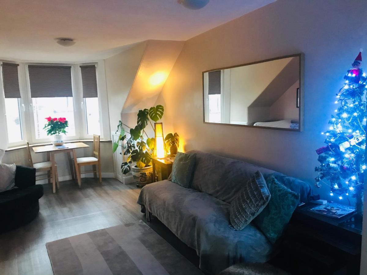 “A Wee Pad In Dunfermline” Διαμέρισμα Εξωτερικό φωτογραφία